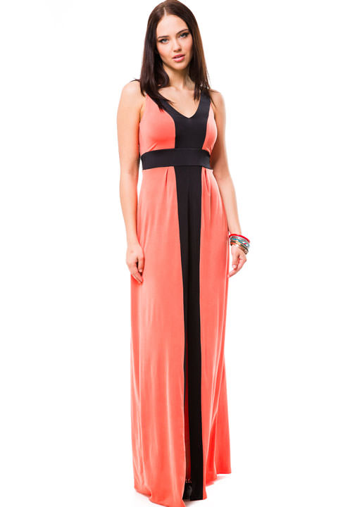 Фото товара 3998, длинное летнее платье с глубоким декольте и разрезом впереди